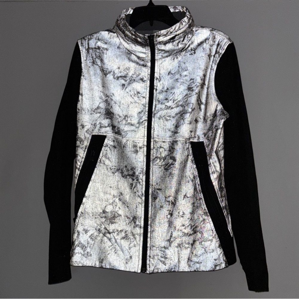 Lululemon Specular Reflective Jacket - Picture 7 of 16